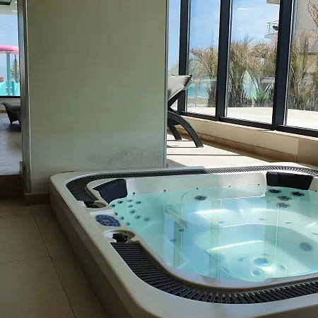 Andreas - Pool & *