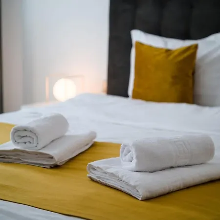 شقة Andreas - Pool & Năvodari