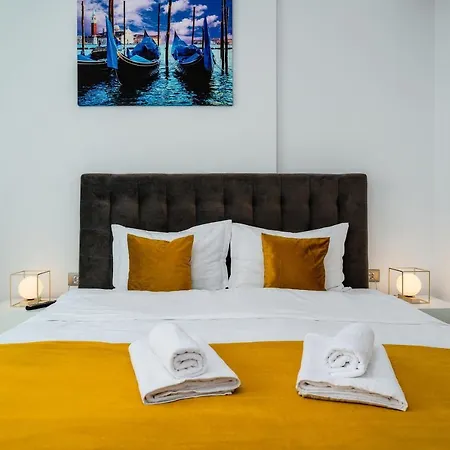 Andreas - Pool & شقة