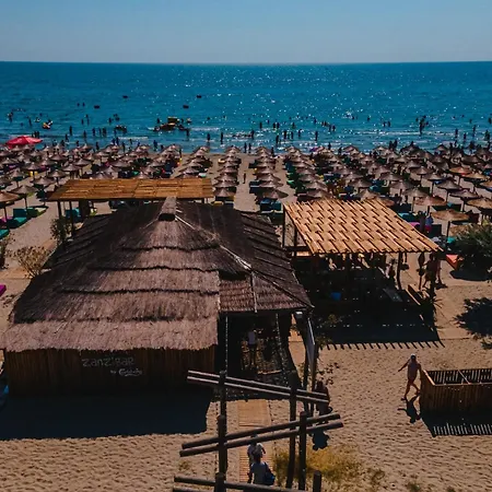 Andreas - Pool & * Năvodari
